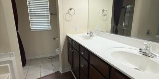 369 River Road Gallery 18