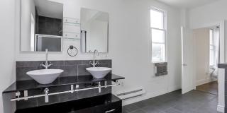 3016 Stout Street - A Gallery 32