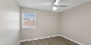 Ten Twelve West Gallery 23