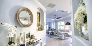Seasonal Short-Term 2 Bedroom 2 Bathroom Single Family Home in Venetian Golf & River Club! Gallery 10