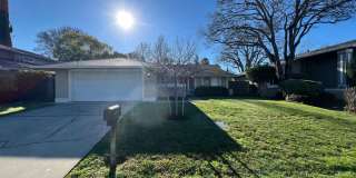 Charming and Spacious Citrus Heights Home Gallery 1