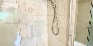 151 NE 16th Ave Gallery 14