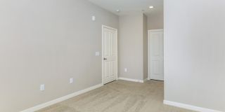 Los Alamitos Luxury Apartments Gallery 58