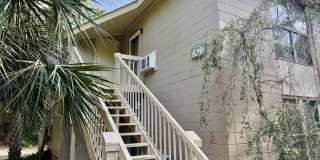 Top-Floor South End Villa Near Coligny Beach- Available Now! Gallery 3