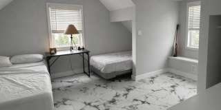 10 Cambell Court Gallery 8