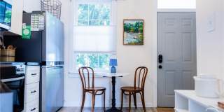 524 E Charlton Street Gallery 6