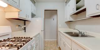 Eat Street Apartments Gallery 16