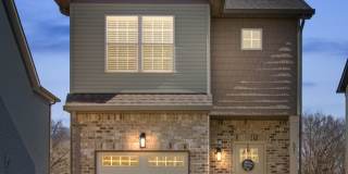 3 Bedroom Beauty Near Madison Street! Gallery 1