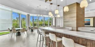 16500 Collins Ave Gallery 86