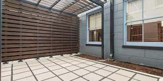 814 HOWARD Avenue Gallery 9