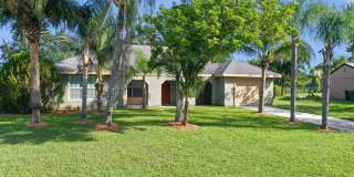 737 SW Belmont Circle Gallery 1