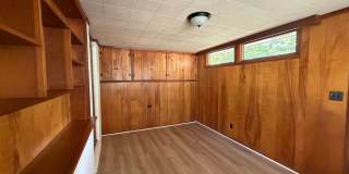 Classic 3BR/2BA Mid-Century Ranch on Ridge Road Gallery 4