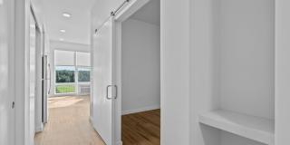 Strata Gallery 29