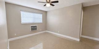 811 NW 6 Avenue - 4 Gallery 2