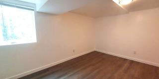 Spacious 4BD/3BA with Fenced Yard & Front Porch in North Seattle! Gallery 34