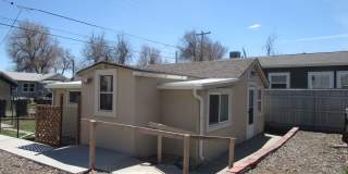 Cute & Cozy 1 Bedroom House Gallery 1