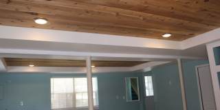 Beautiful 2 bedroom Lakefront Home Gallery 8