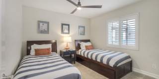 400 N Pacific St Gallery 12