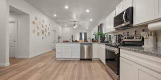 Modern 3BR Retreat Near TTU | Stylish Fully Furnished Home with Spacious Backyard Gallery 18