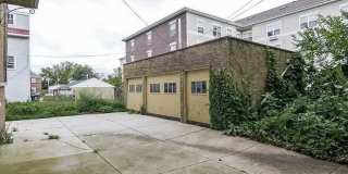 2306 Kendall Avenue Gallery 14