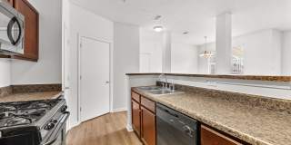 Avana Lexington Gallery 36