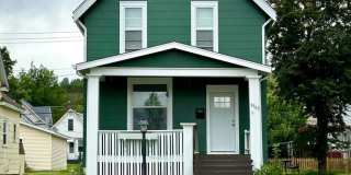 AVAILABLE MAY 2026 - 3 BED 1.5 BATH Gallery 1