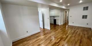 225 MAC DOUGAL STREET Gallery 3
