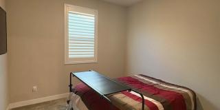 Elegant 3BR/2.5BA Condo in Carlsbad Gallery 20