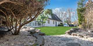 25 Miami Avenue Gallery 27