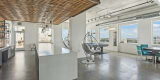 Vantage St Pete Gallery 47