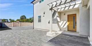 18221 Chatsworth Street Gallery 2