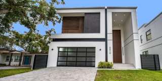 3010 W TRILBY AVENUE Gallery 1