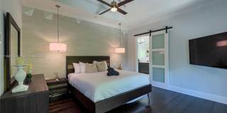 545 SW Indianola St Gallery 34