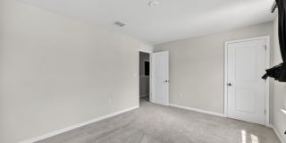 Panther Creek Family Home Gallery 22
