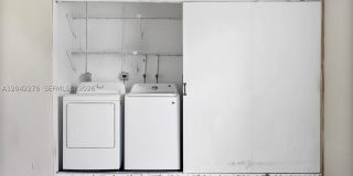 681 Thornridge Ave Gallery 29