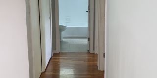 81 Upton Street Gallery 5