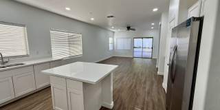 15238 W CUSTER Lane Gallery 5