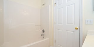 Beautiful 3/2 townhome Gallery 8