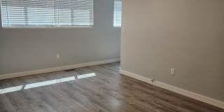 813 North RIverside Drive - A Gallery 6