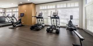 Huntington Meadows Apartment Homes Gallery 38