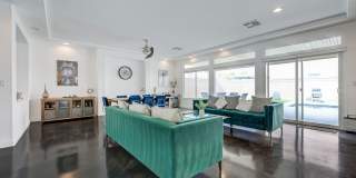 FANTASTIC FULLY UPGRADED FURNISHED RENTAL LOCATED IN THE SOUTHWEST!!! Gallery 14