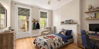 462 9th Street Gallery 8