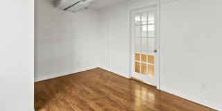5518 Woolworth Avenue Gallery 27
