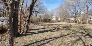 3 bed 2 Bath Home Super Large Back Yard Gallery 5