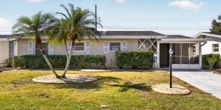 FULLY RENOVATED 2 BEDROOM WITH HUGE BONUS ROOM! Gallery 1
