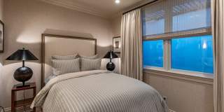 127 Hollister Ave Gallery 16