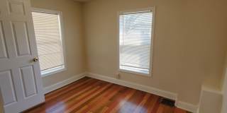 3 bedroom, 1 bath, 2 story half double house Gallery 27