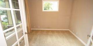 4 BEDROOM REDMOND HOME FOR RENT WITH 2 CAR GARAGE! 4 BEDROOM REDMOND HOME FOR RENT WITH 2 CAR GARAGE! Gallery 4
