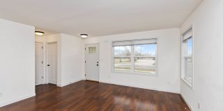 3021 W Lake Ave, Cottage 2 Gallery 7