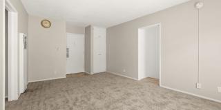 Roxanne Apartments Gallery 14